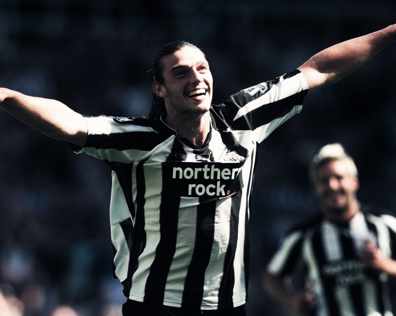 Популярный футбольный клуб Англии Ньюкасл Юнайтед