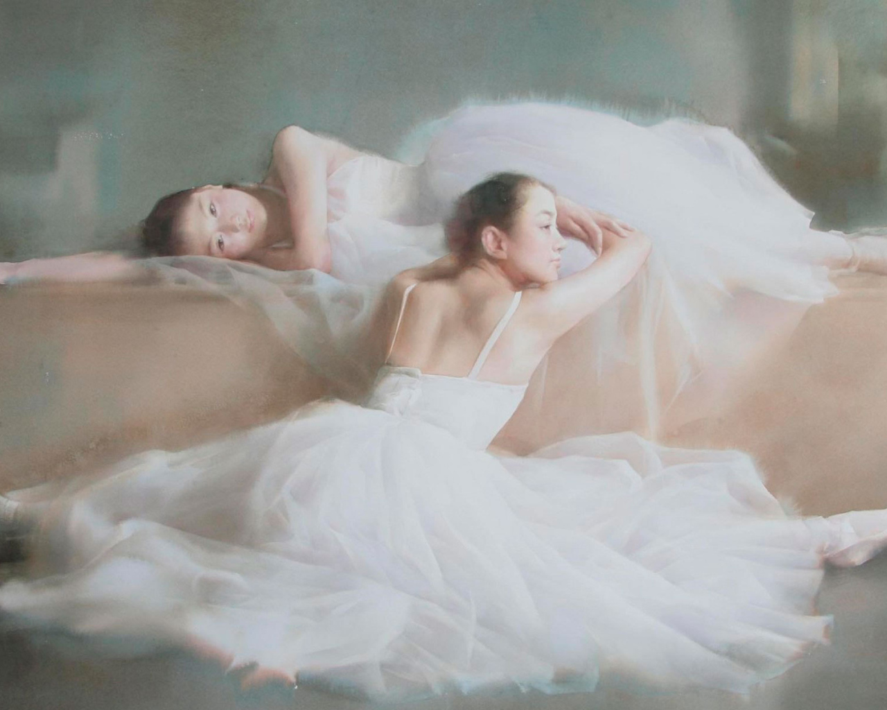 Две балерины отдыхают