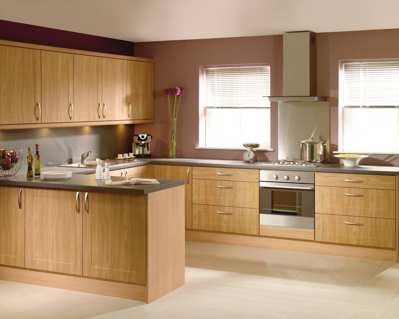 Два окна в кухне