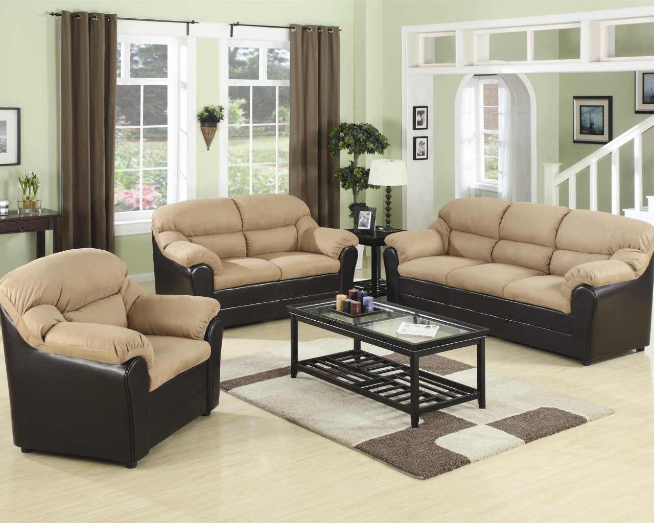 Мягкая мебель в гостиной