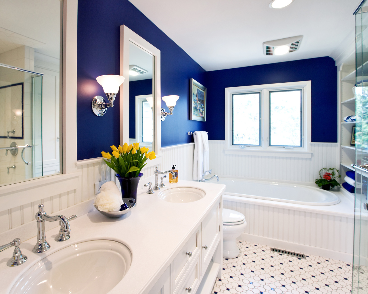 Бело голубой цвет ванной комнаты