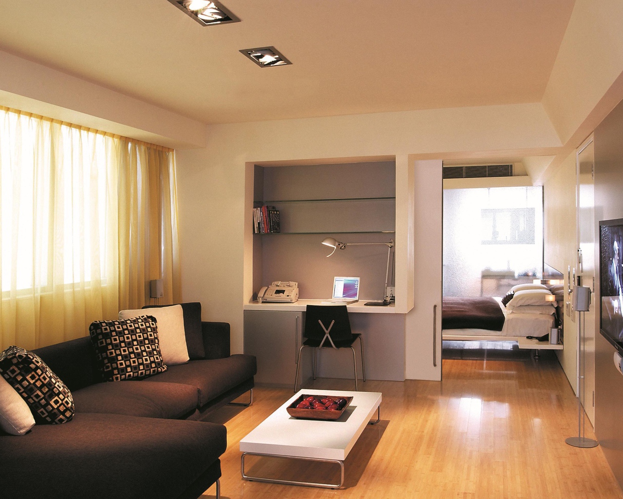 Рабочая зона в гостиной