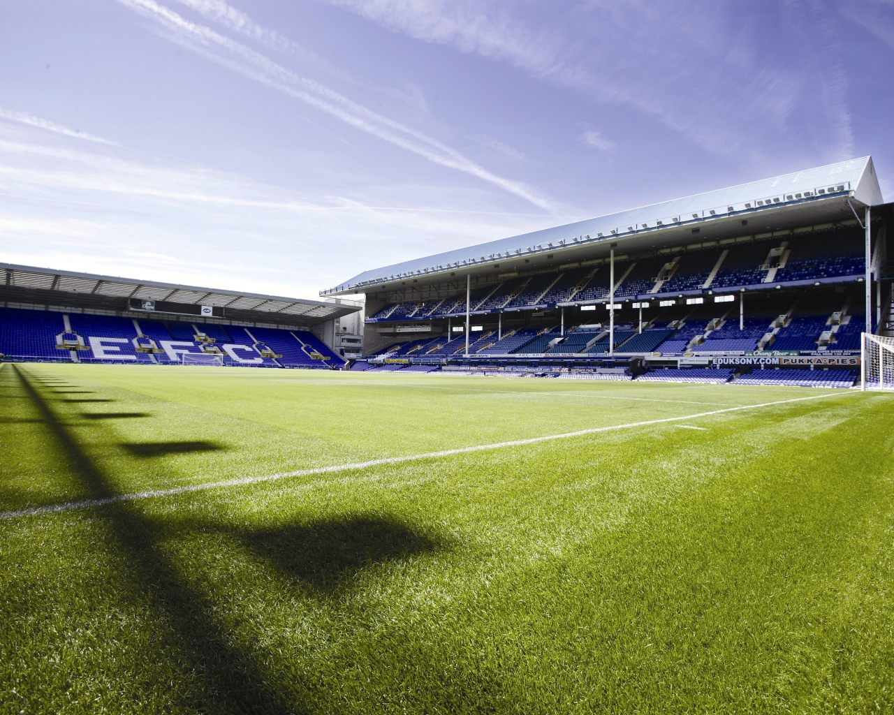 Известный Футбольный клуб Эвертон