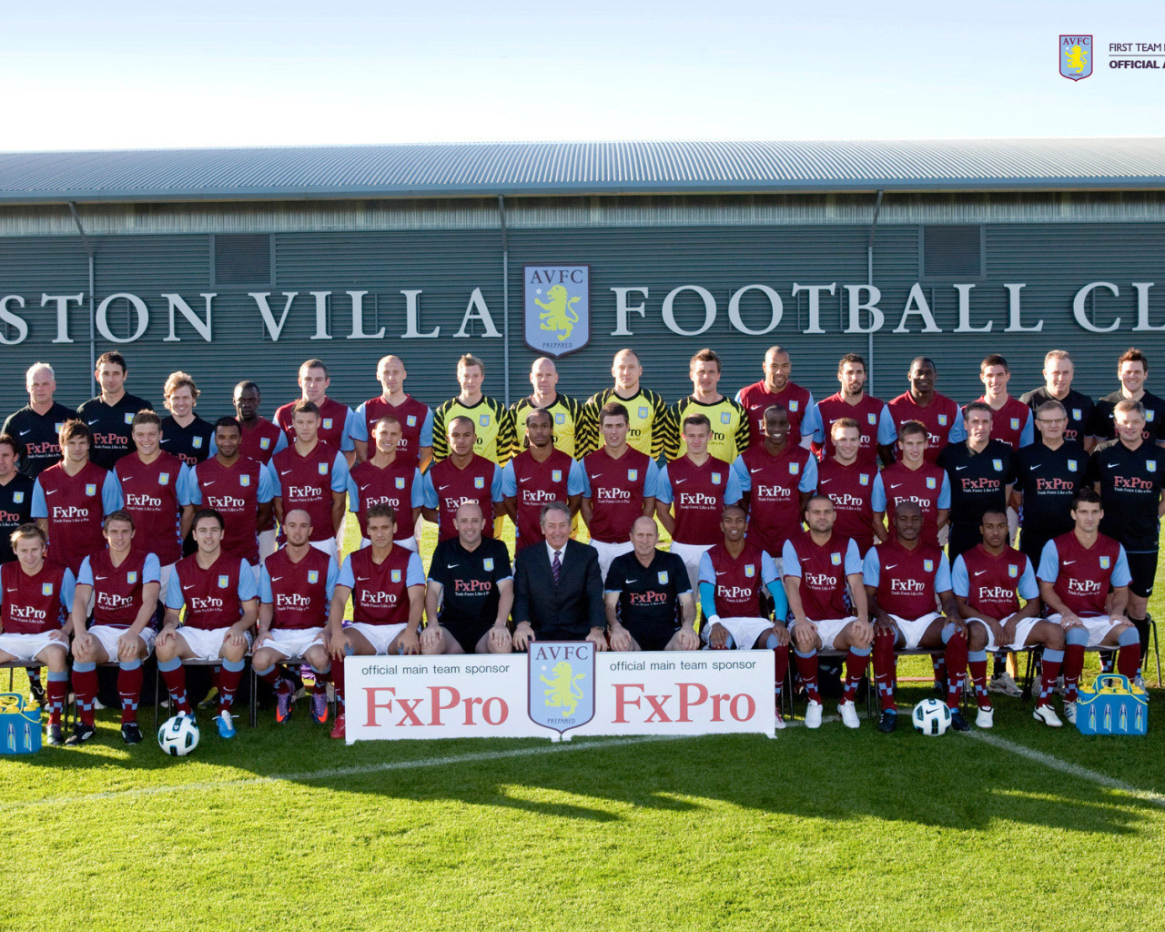 Известный ФК Англии Астон Вилла