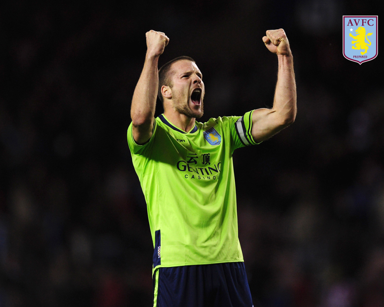 Известная футбольная команда Англии Астон Вилла