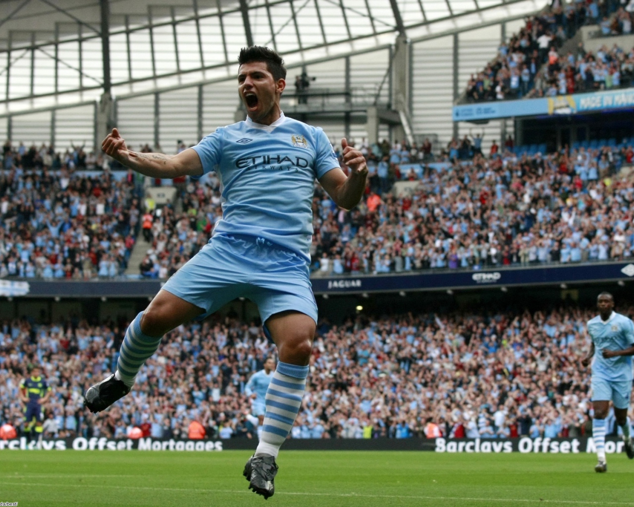 Знаменитая футбольная команда Англии Манчестер Сити