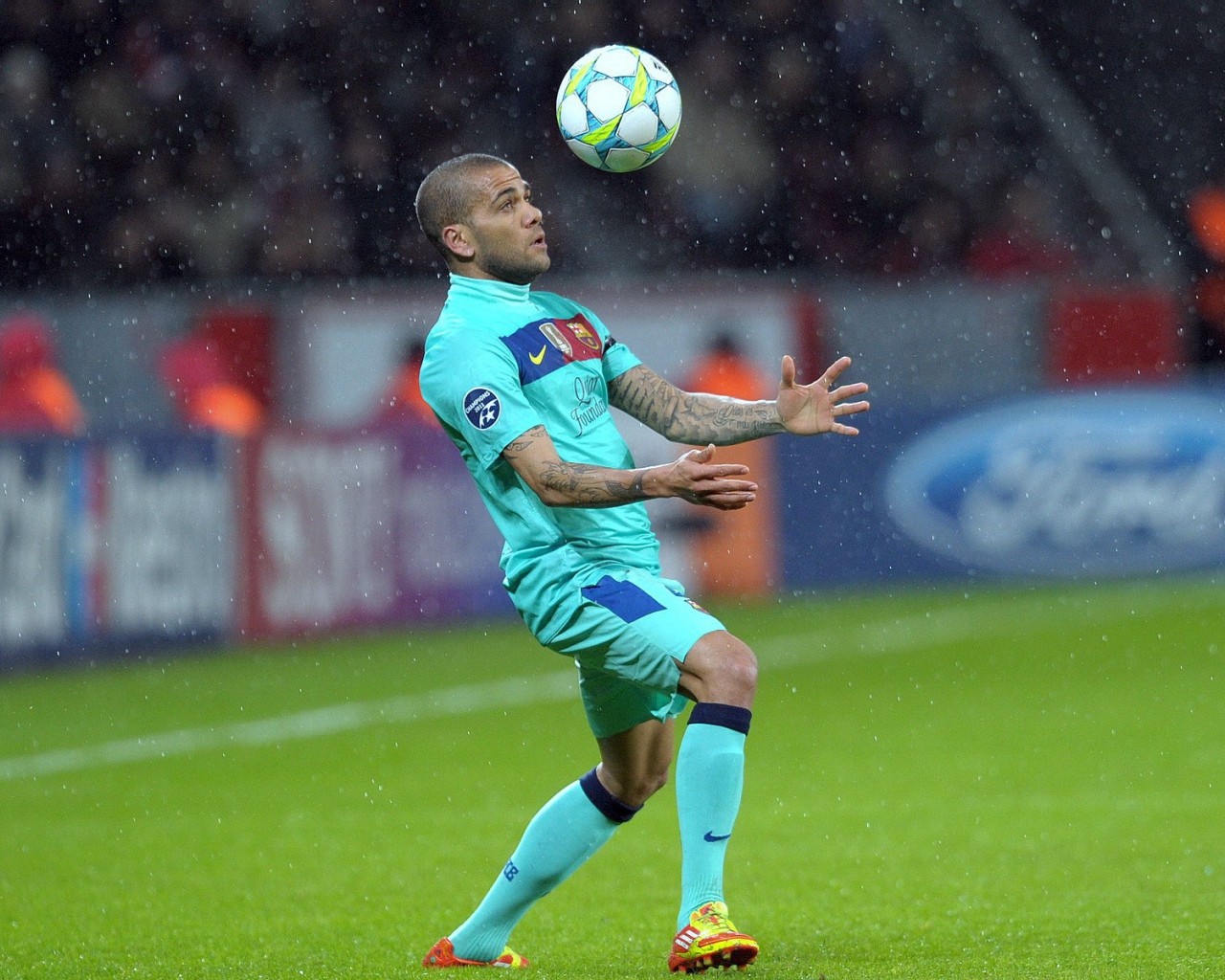 Дани Алвес из Барселоны