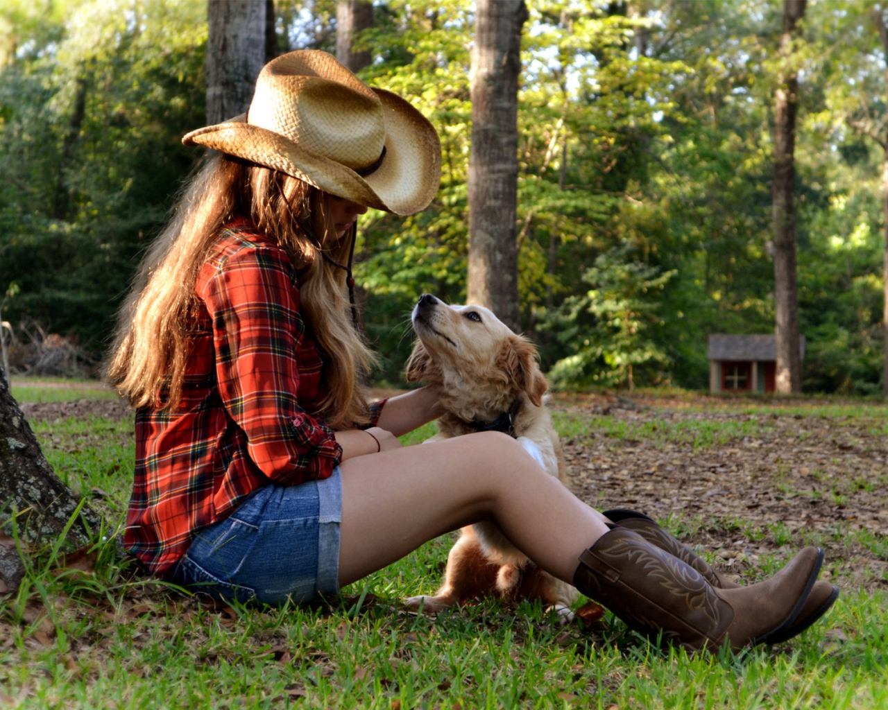 Девушка в ретро одежде