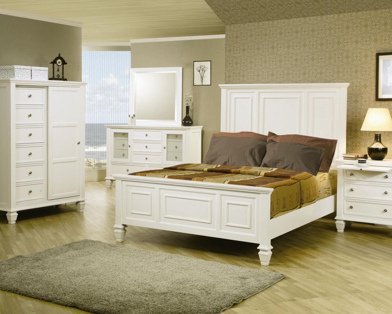 Белая мебель в спальне