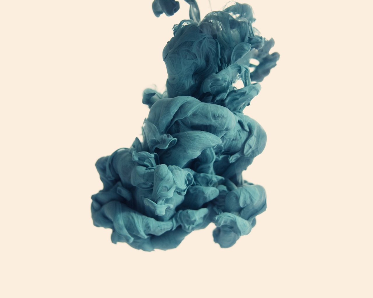 Облако голубого дыма