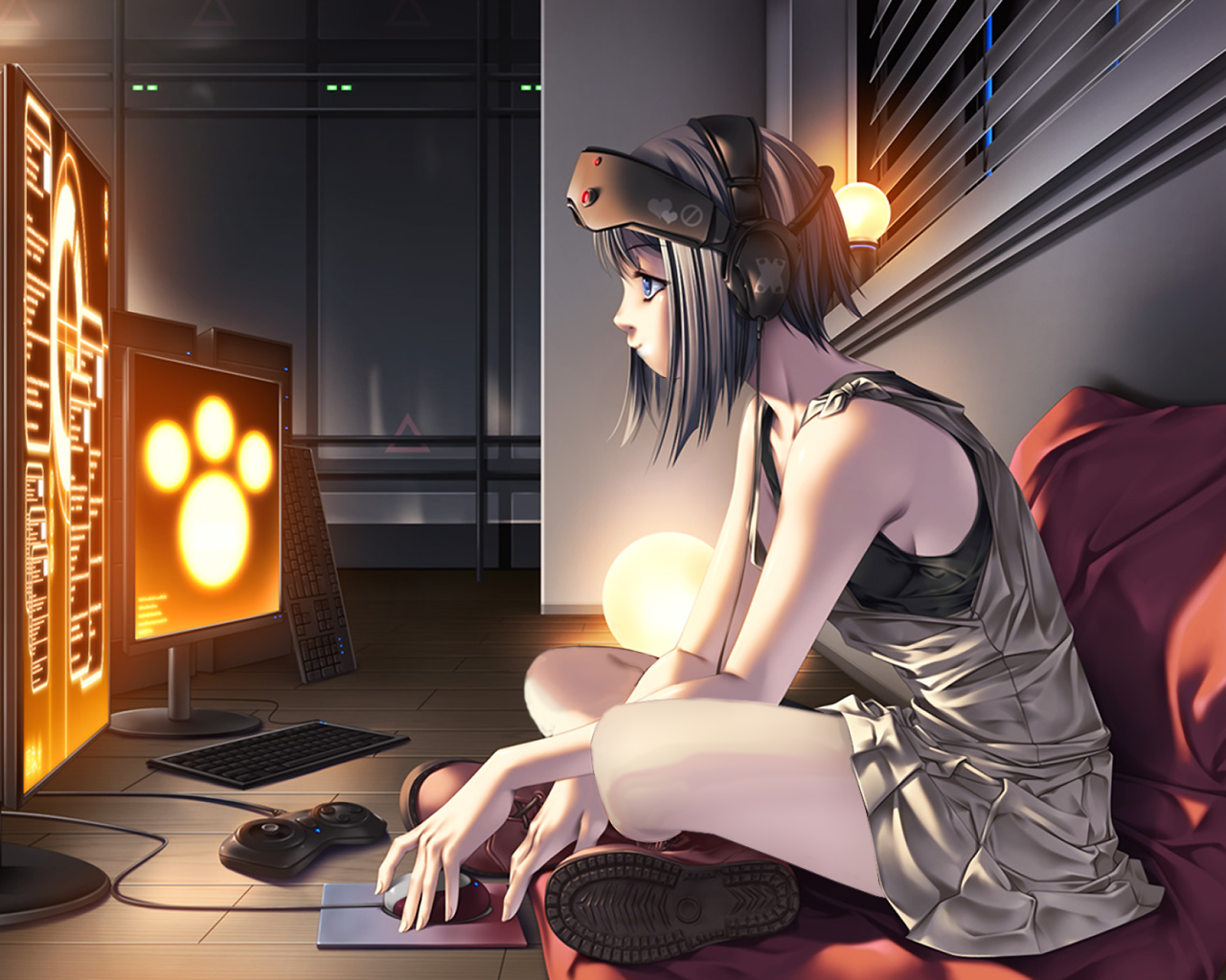 Девушка аниме за компьютером