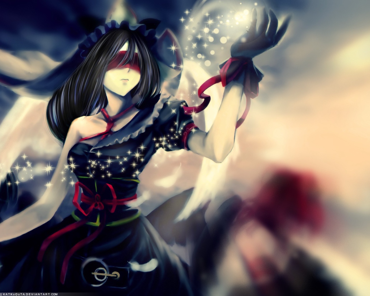 Девушка аниме в черном платье и маске