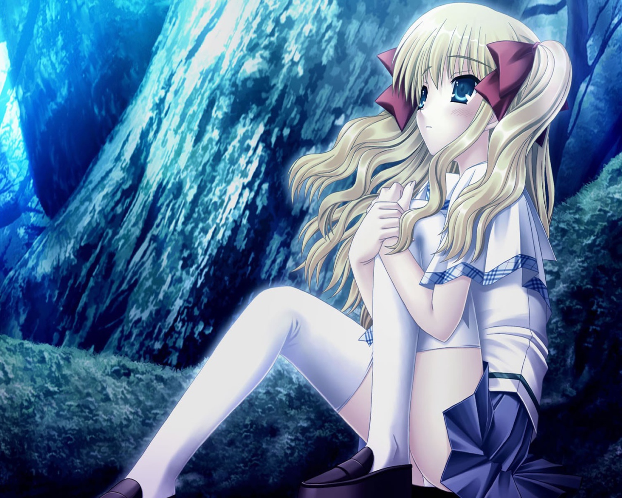 Аниме девушка в школьной форме в темном лесу