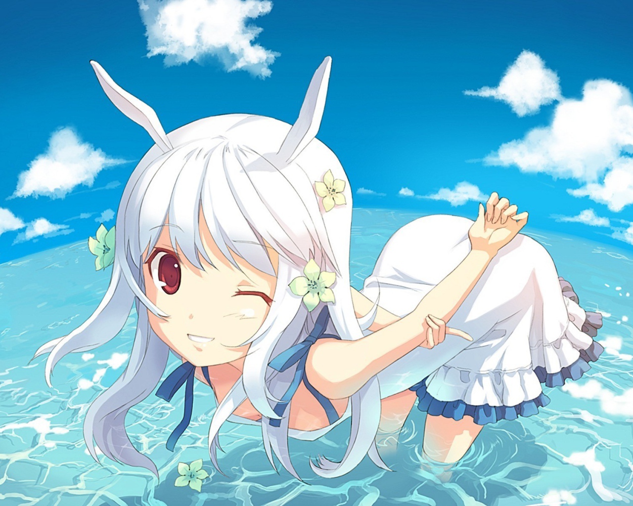 Блондинка в море в аниме DJ Max