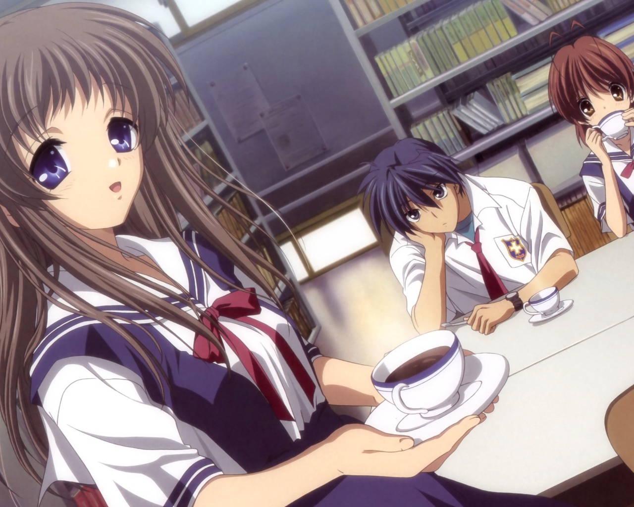 Девушка несет чай в аниме Кланнад