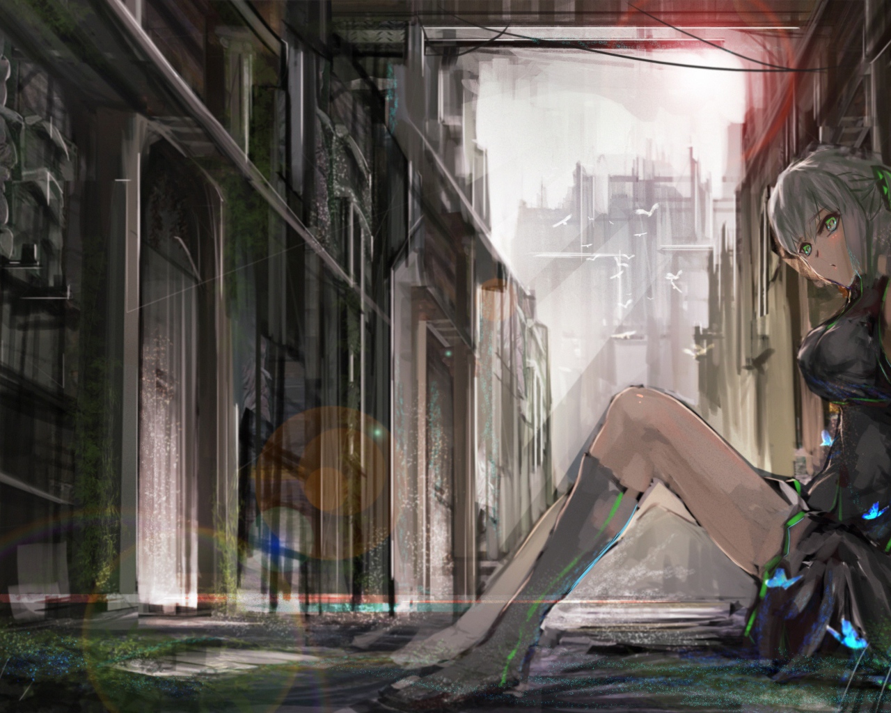 Зеленоглазый Вокалоид сидит у стены на улице