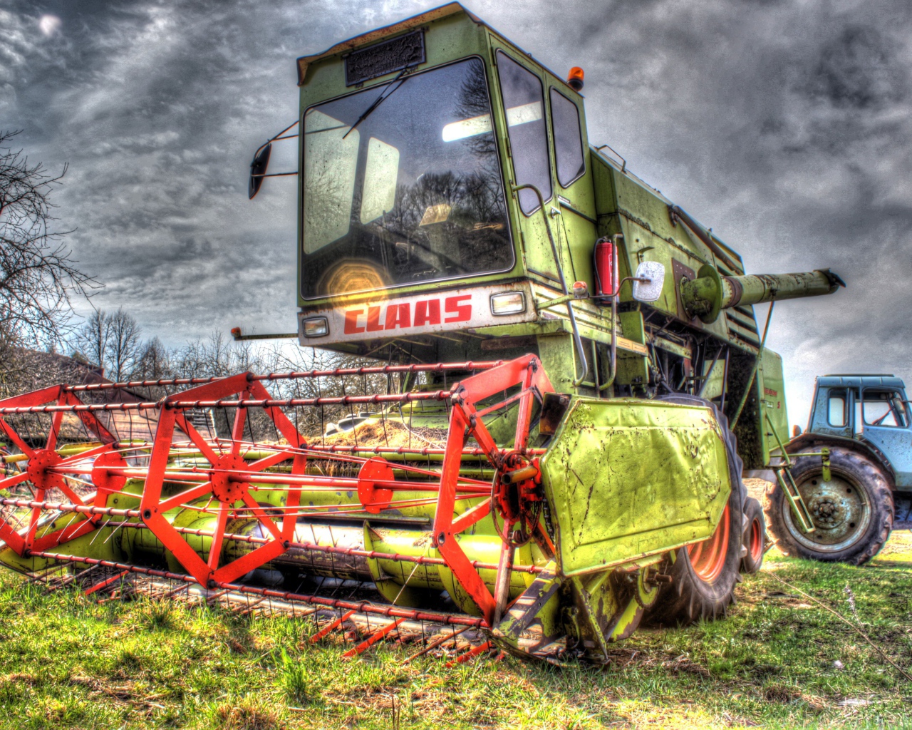 Уборочный комбайн для сельского хозяйства