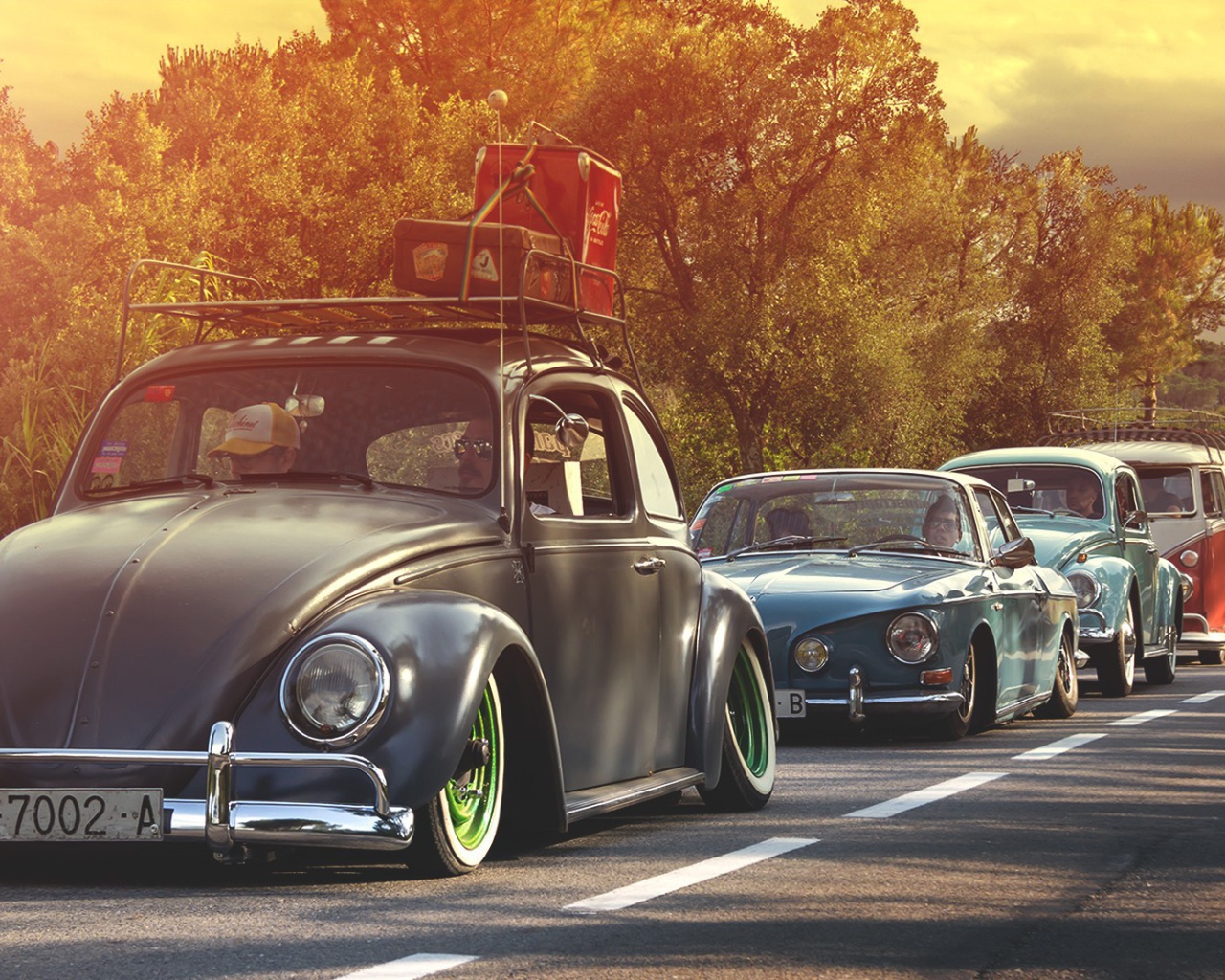 Парад старых ретро автомобилей