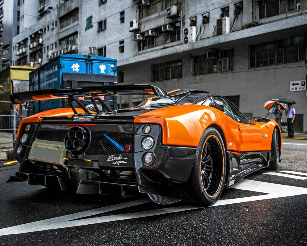 Сильный автомобиль Pagani Zonda Cinque