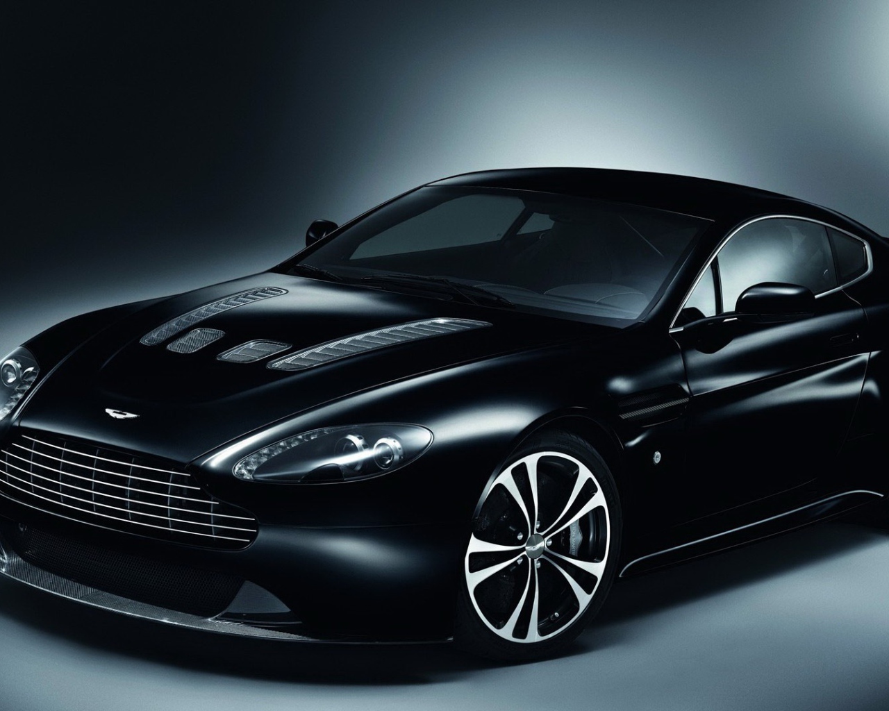 Gorgeous Black Aston Martin
