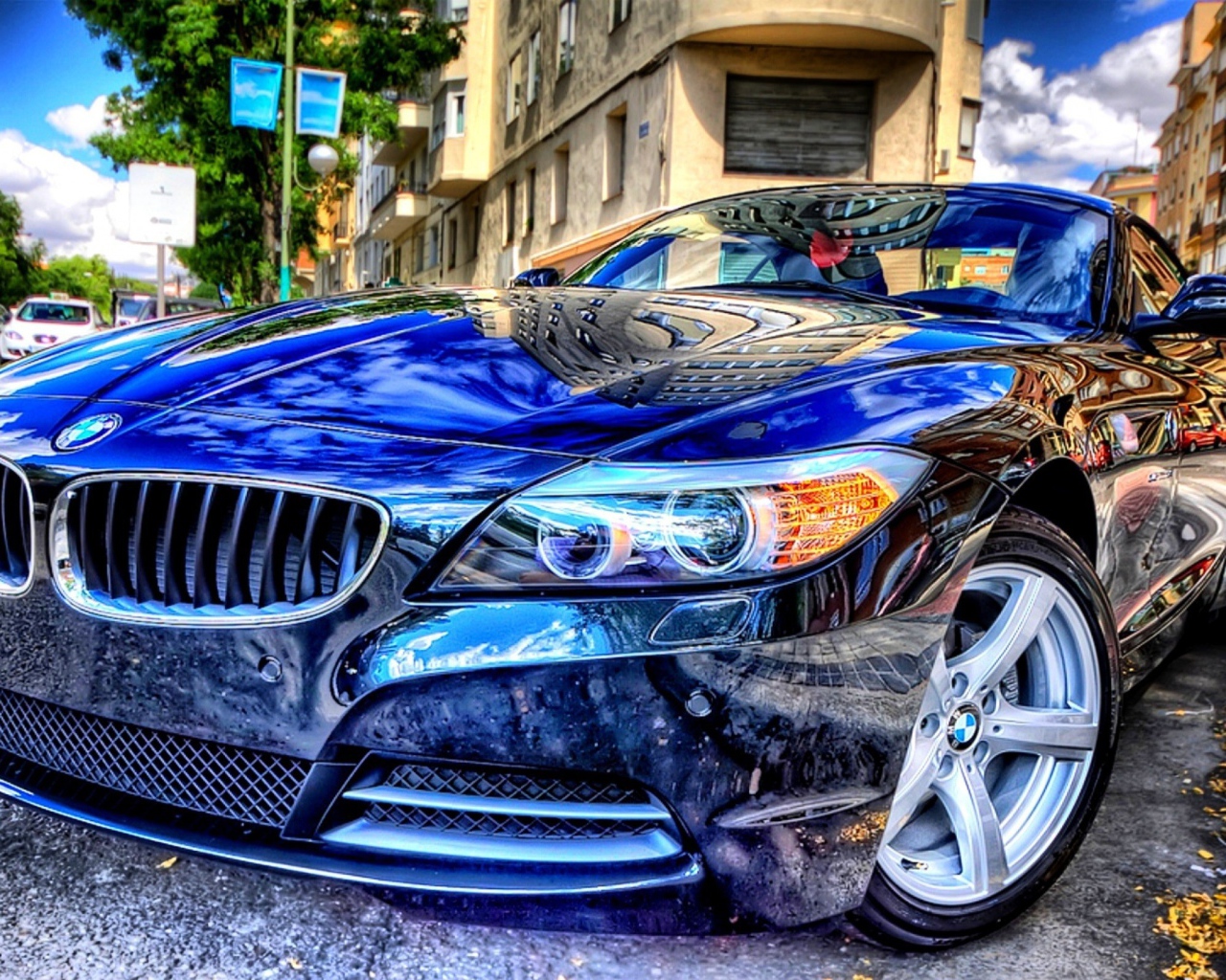 Блестящий БМВ, HDR фото