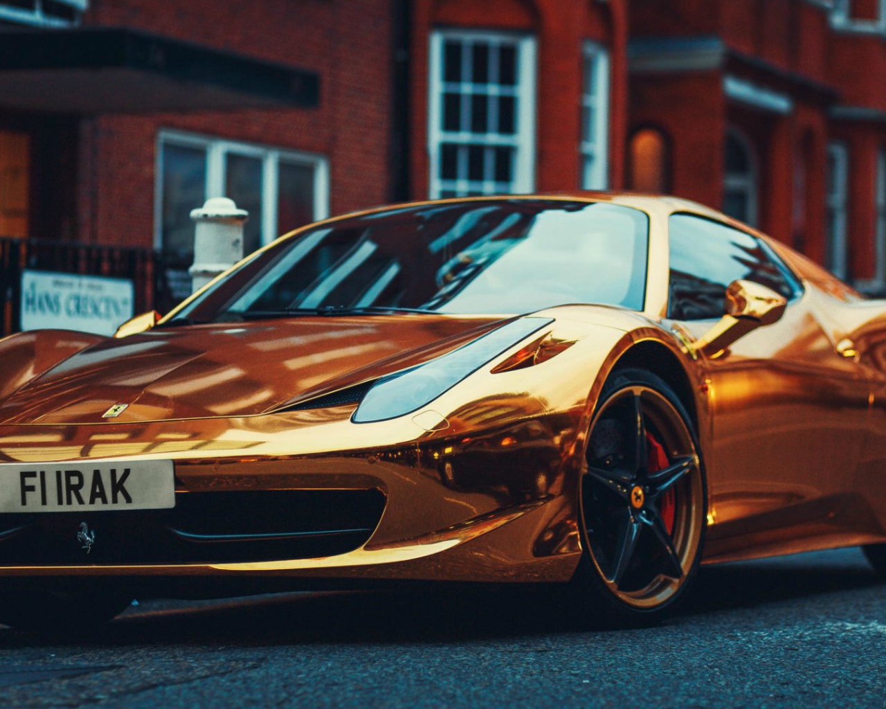 Итальянский автомобиль Ferrari 458