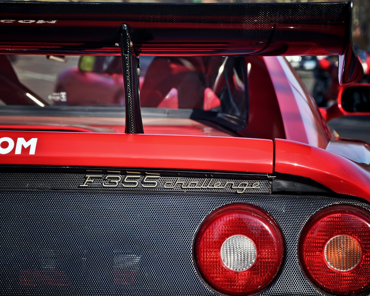 Задние огни Ferrari F355 Challenge