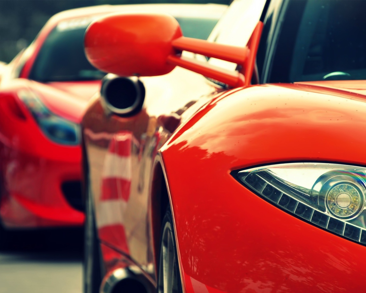 Красные Феррари Spyker