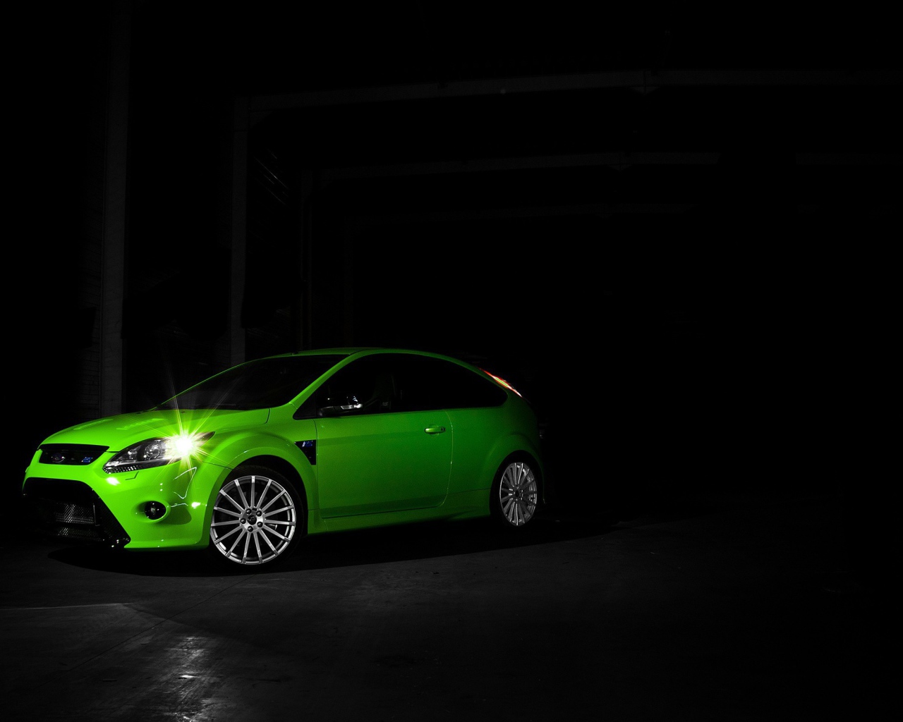 Green Ford in the dark