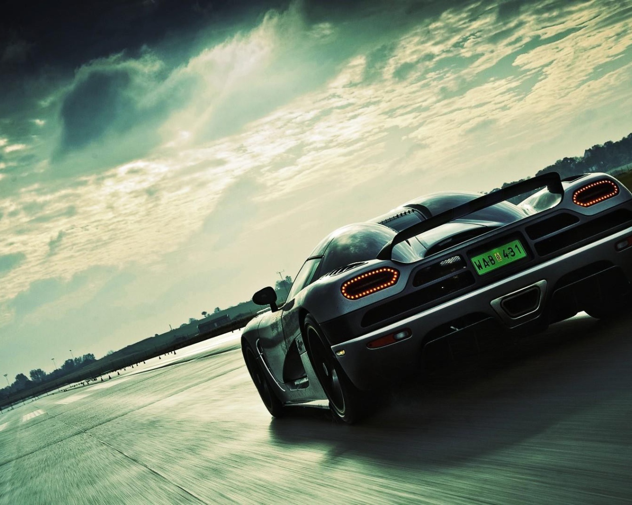 Супер кар Koenigsegg CCX