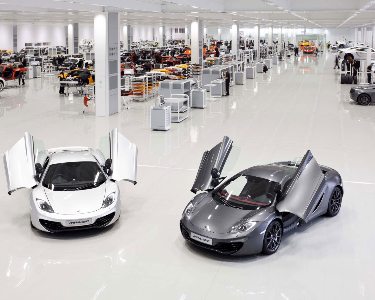 Завод автомобилей McLaren