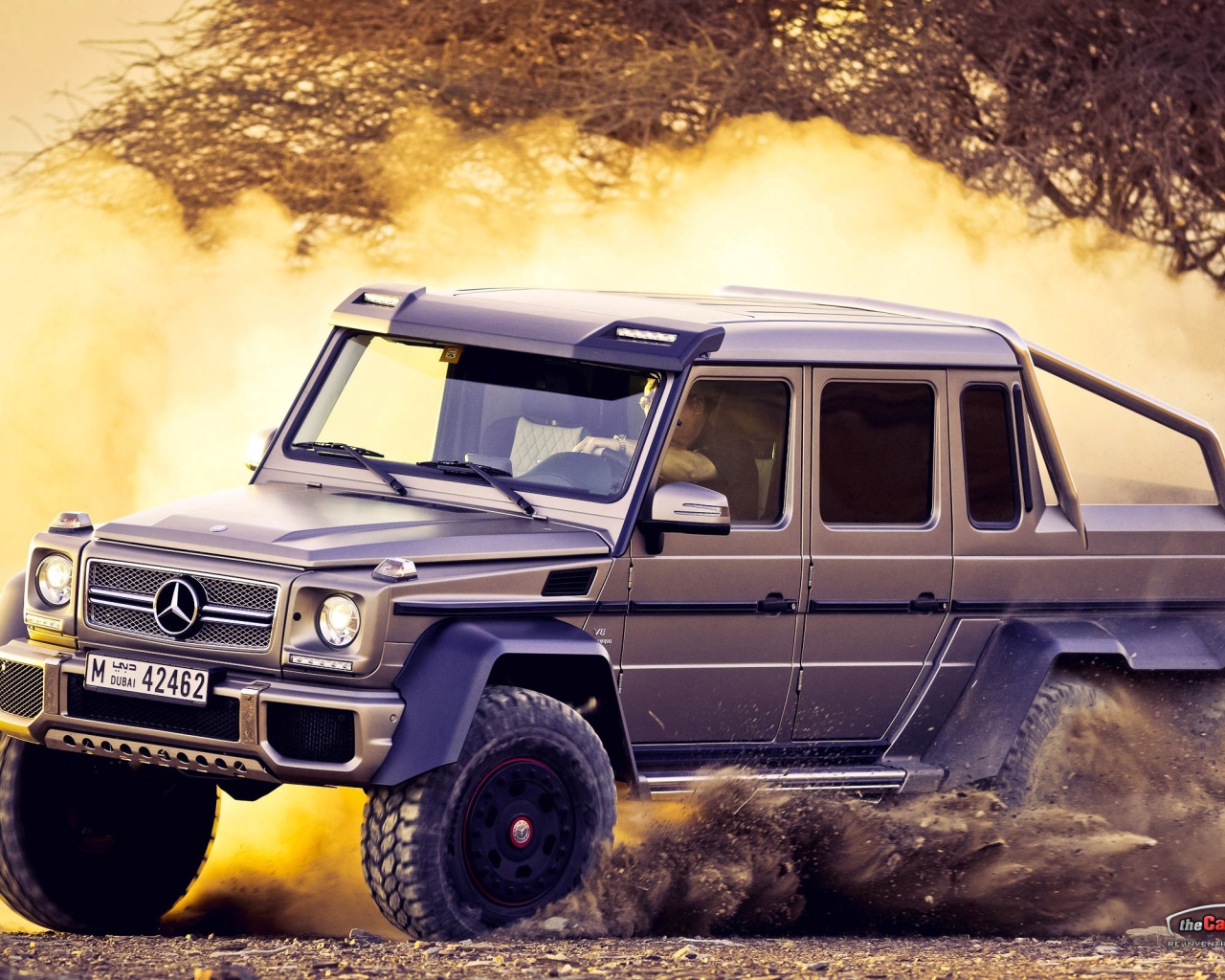 Мощный внедорожник Мерседес Gelenvagen