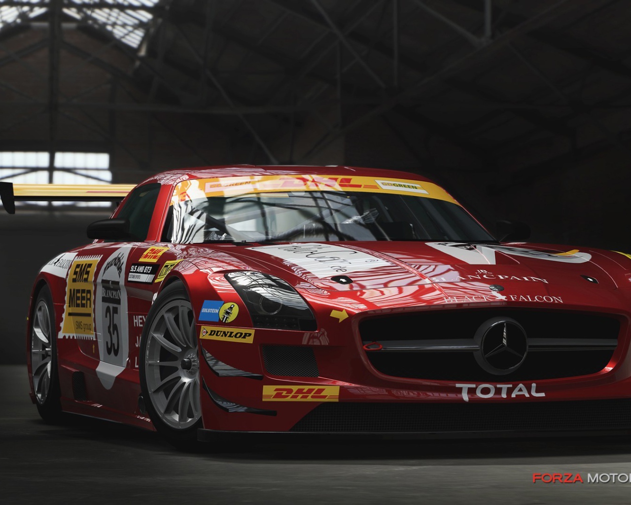 Наклейки на красном Mercedes-Benz