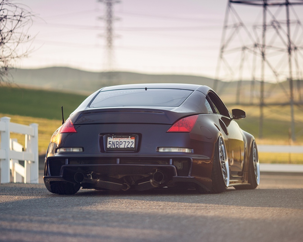 Тюнинг черного Nissan 350Z