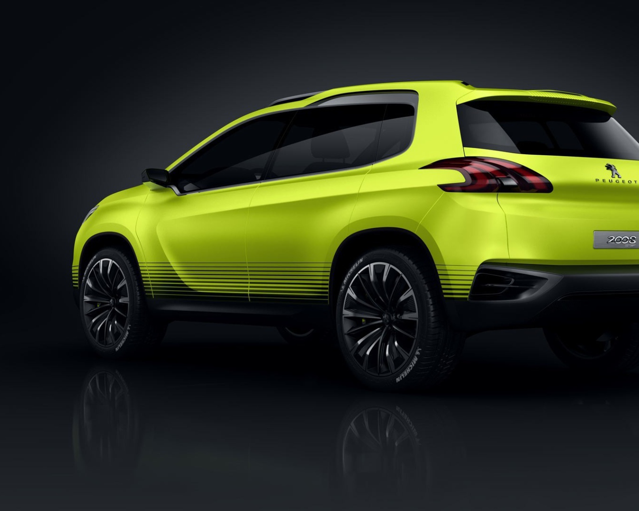Новый автомобиль Peugeot 2008