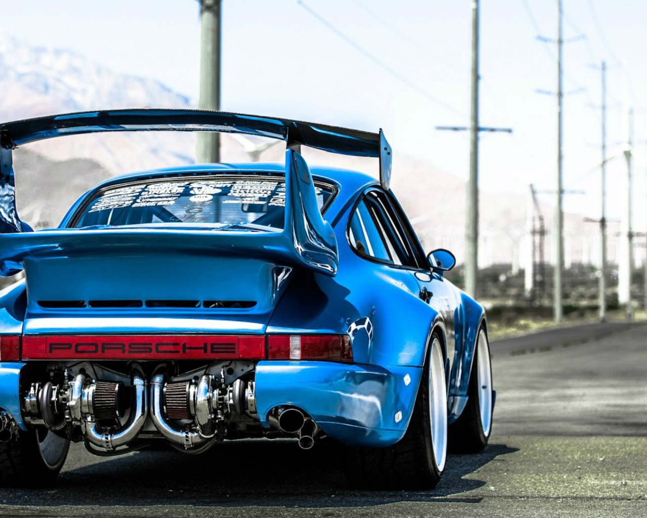 Blue sports Porsche 911