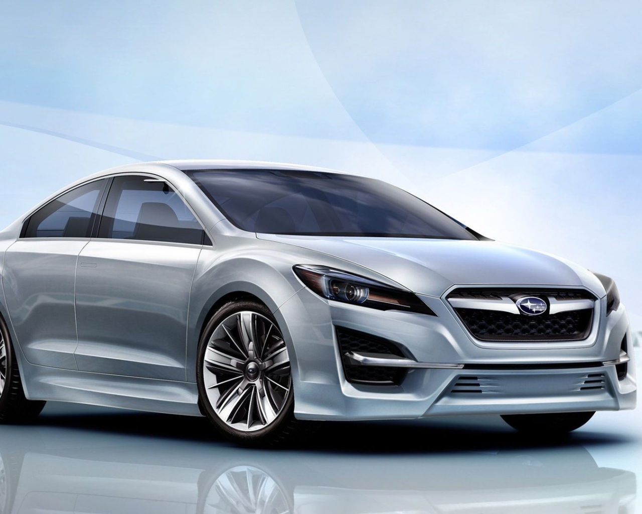 Серебристый концепт Subaru