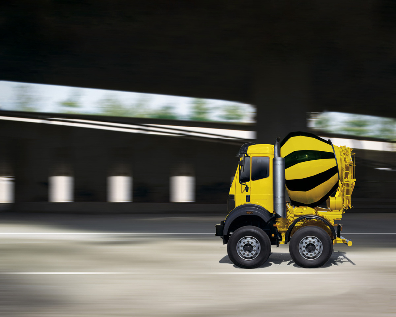 Автомобиль бетоновоз