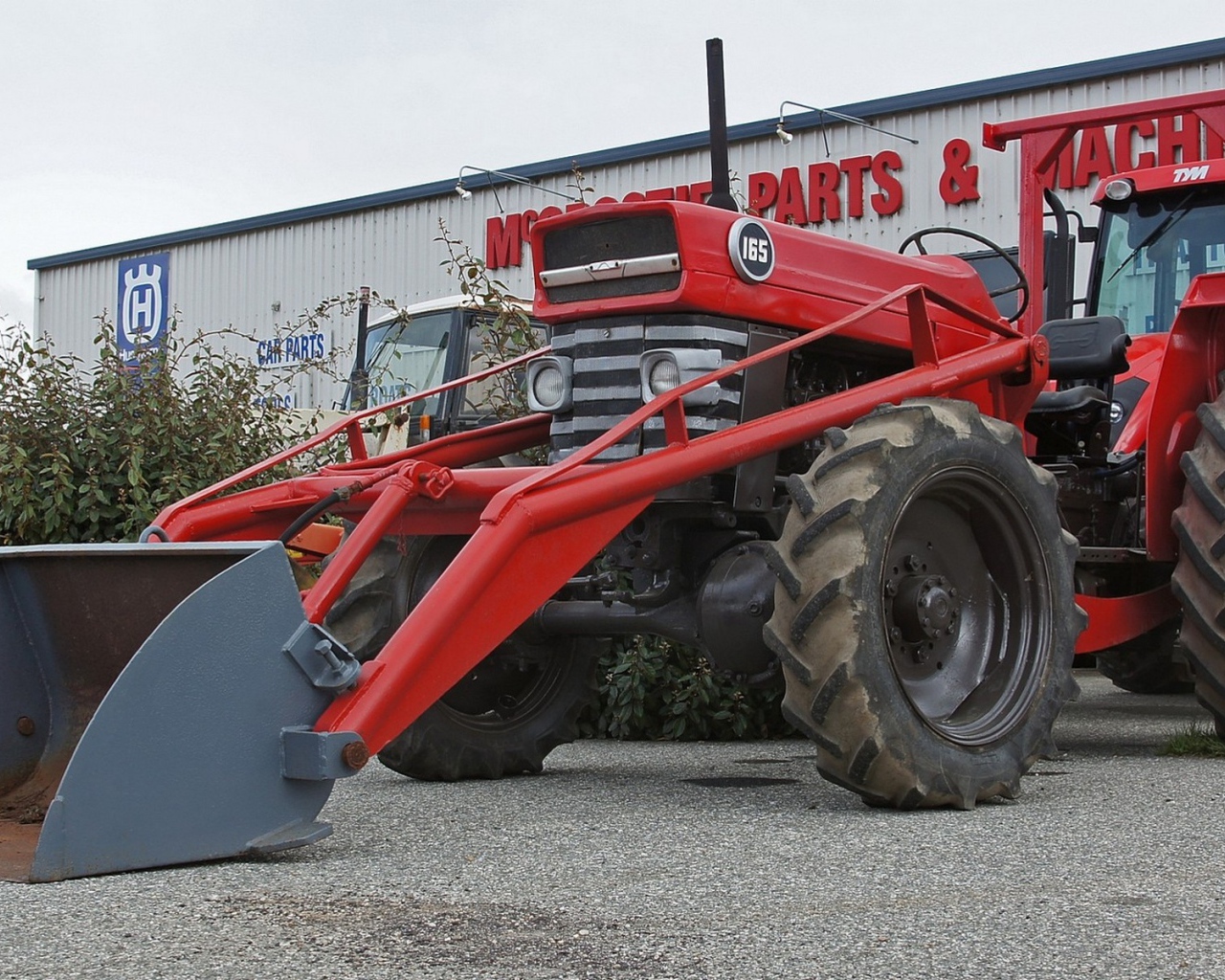 Трактор для земляных работ