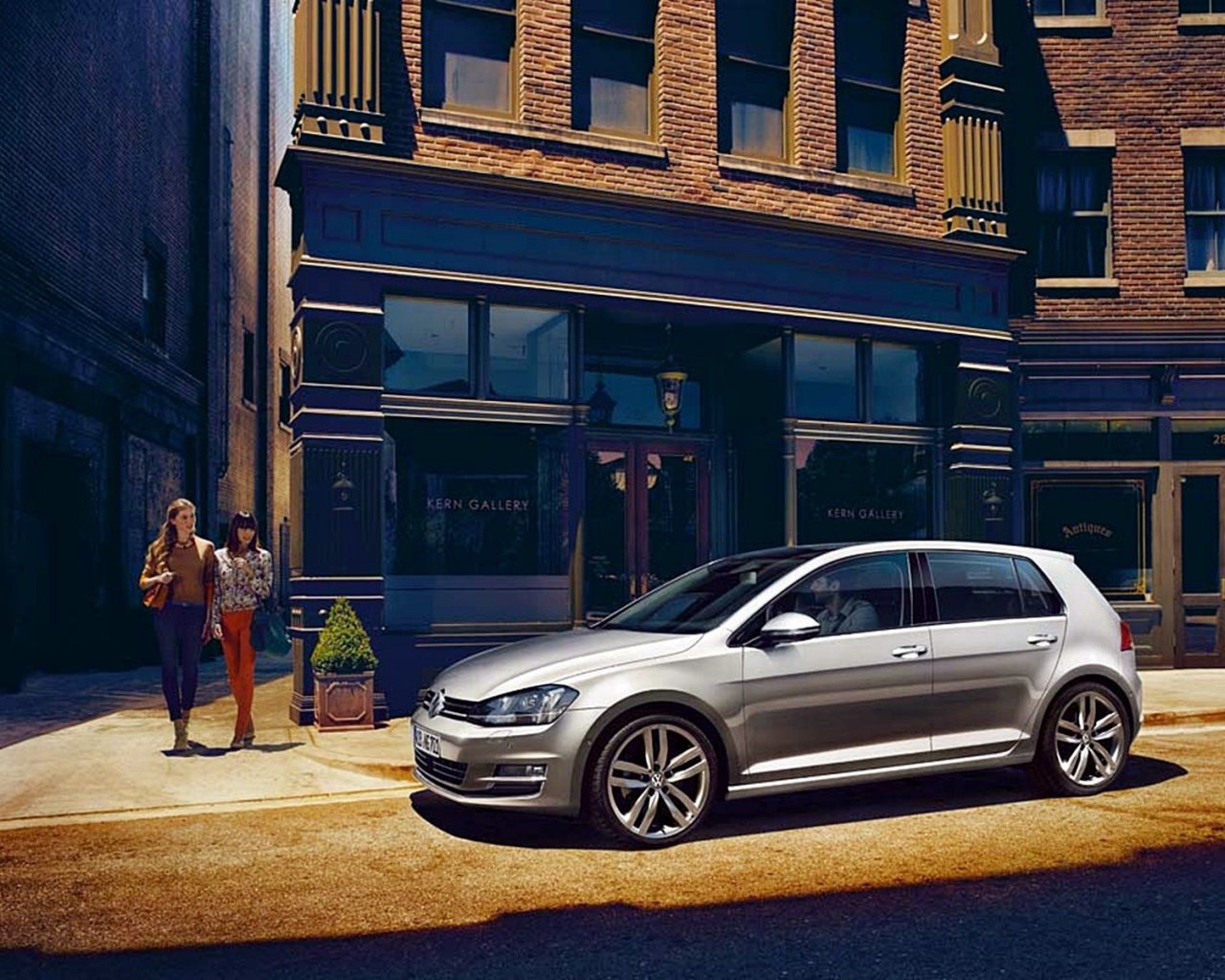 Автомобиль Volkswagen golf 7 в городе