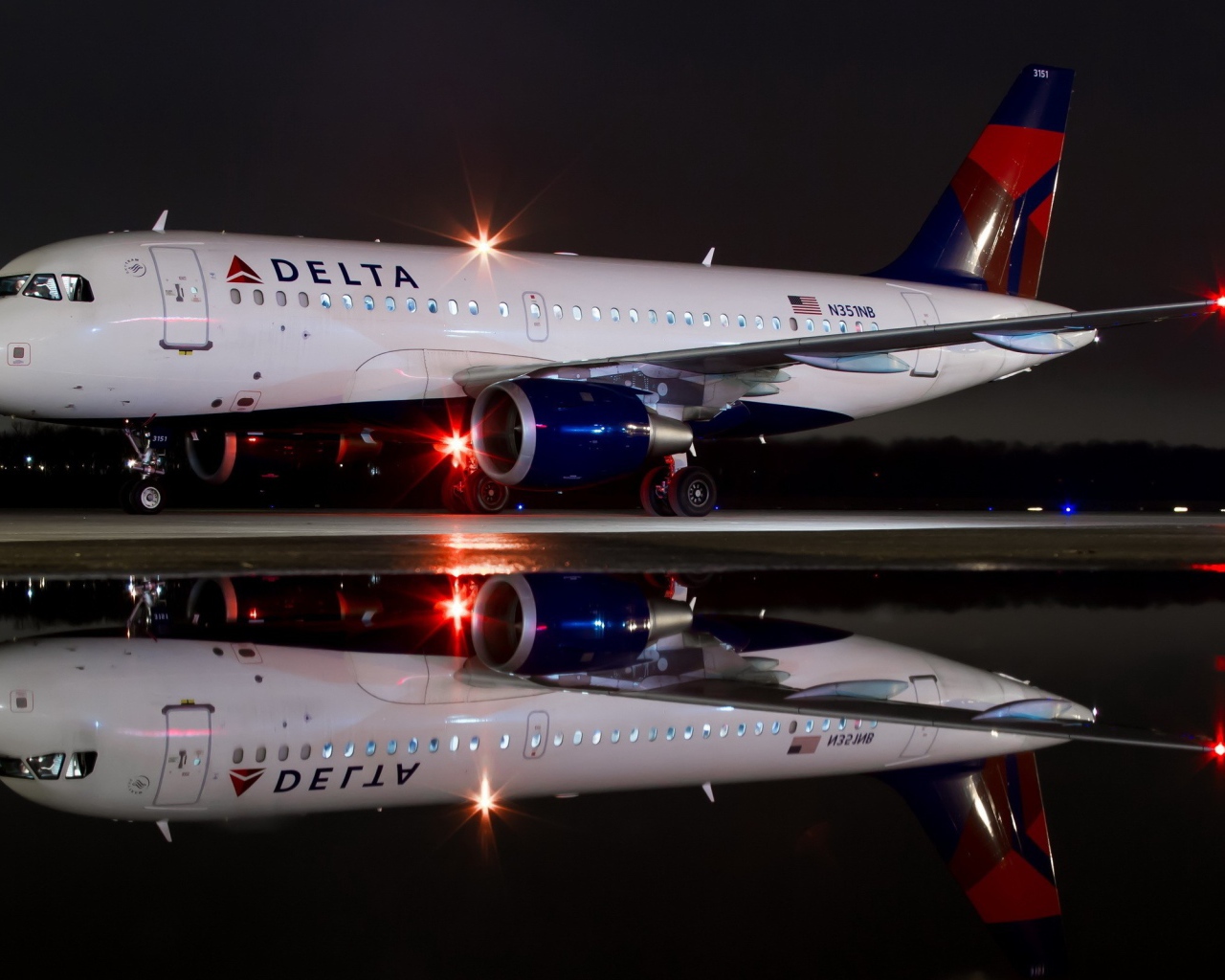 Пассажирский самолет компании Дельта