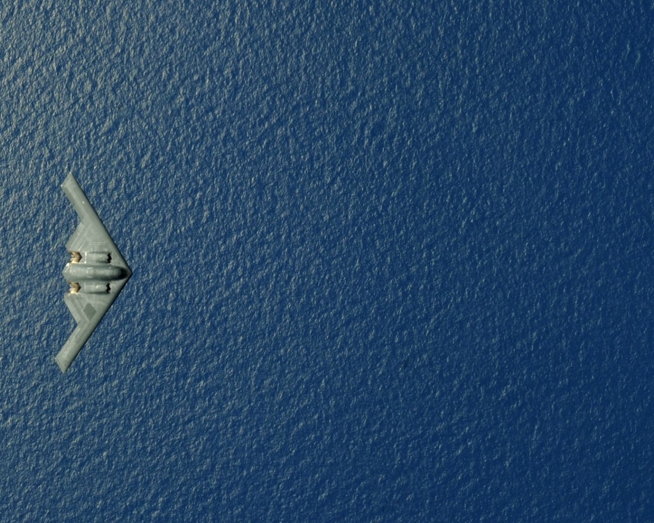 Самолет над водой