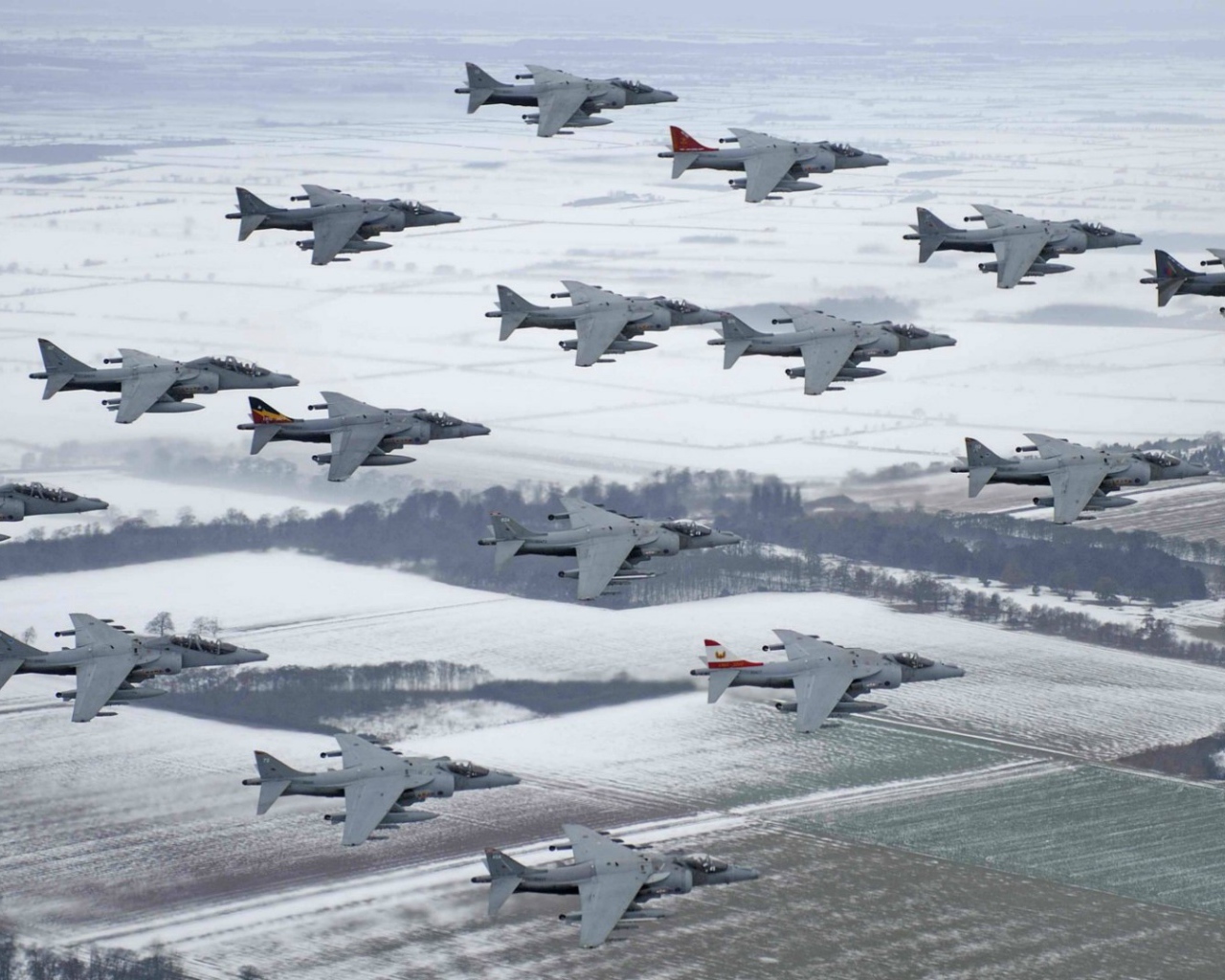 Отряд военных самолетов Harrier II
