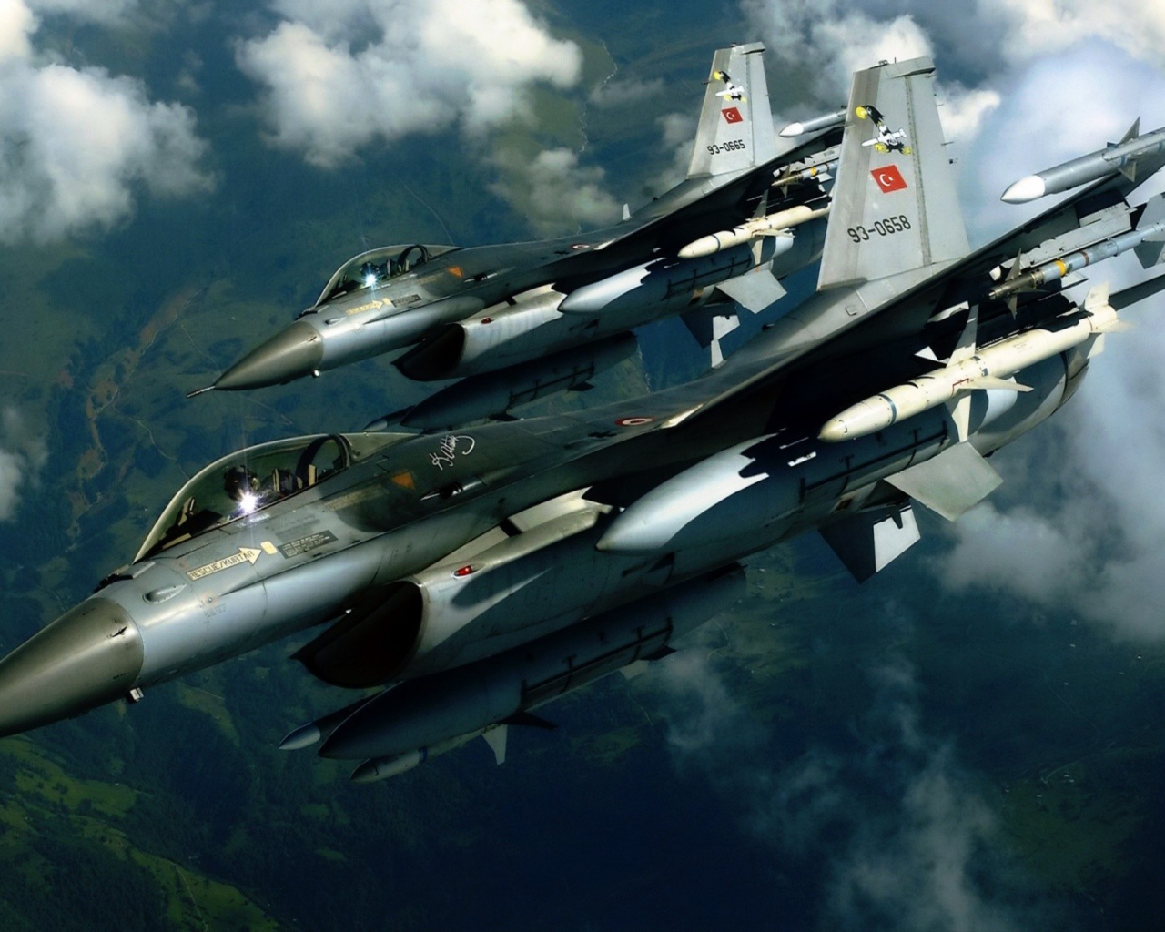 Боевое звено самолетов F-16, ВВС Турции