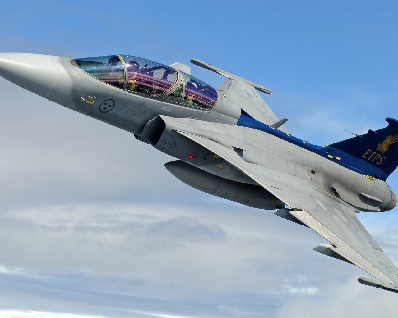 Военный самолет JAS-39 Gripen