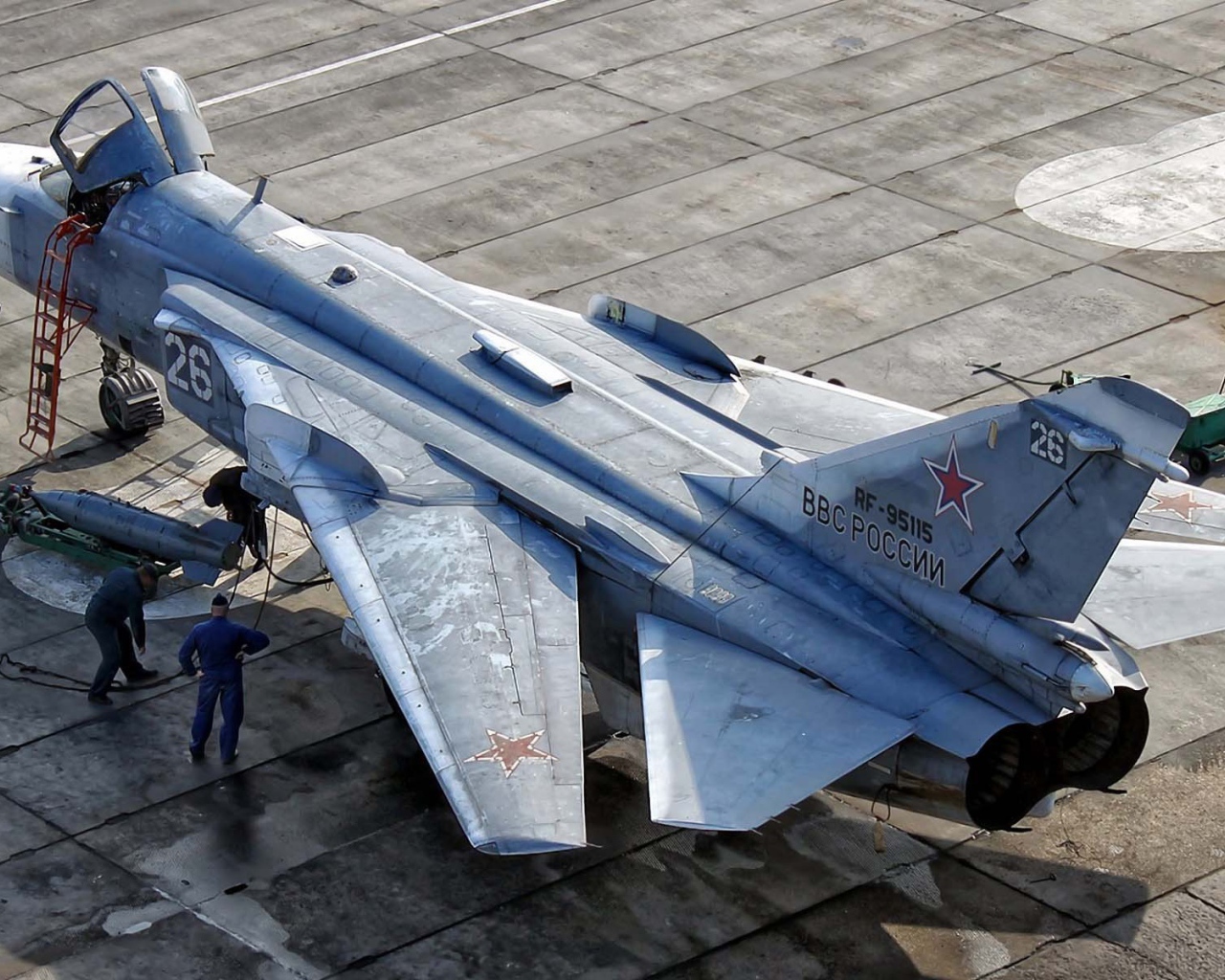 Russian su-24 bomber