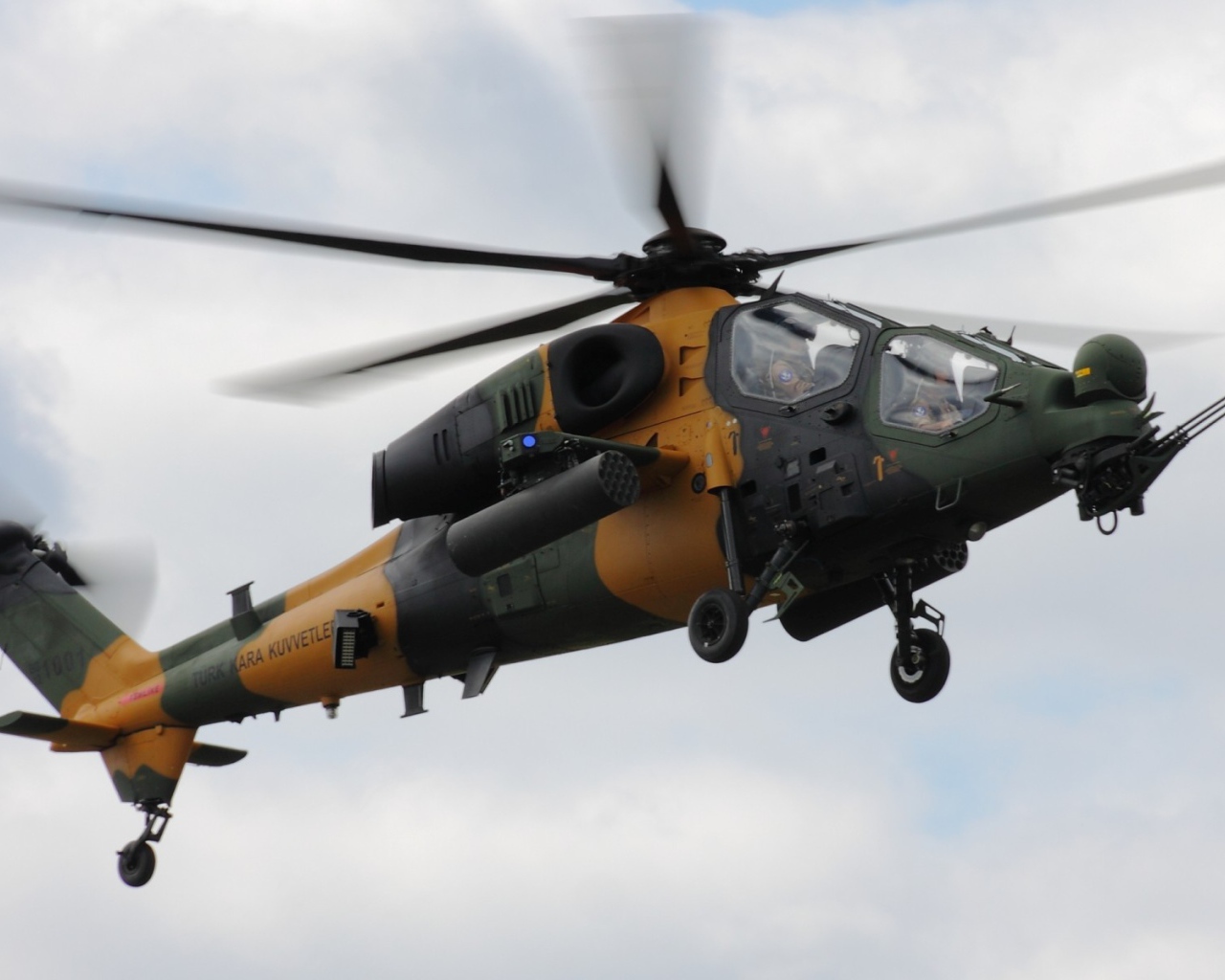 Турецкий вертолет agustaWestland T129