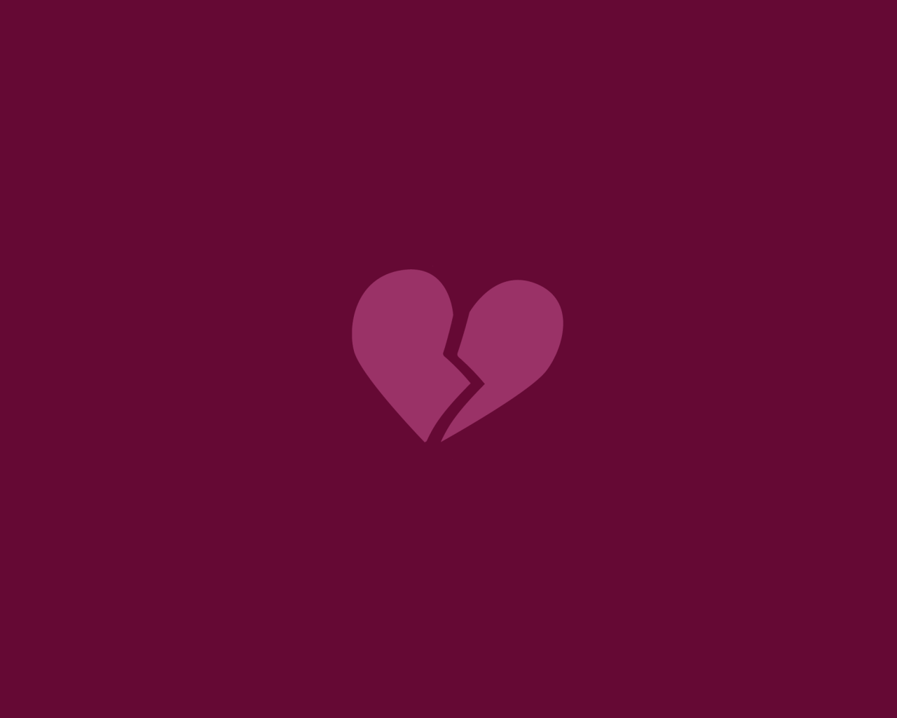 Разбитое сердце, розовый фон