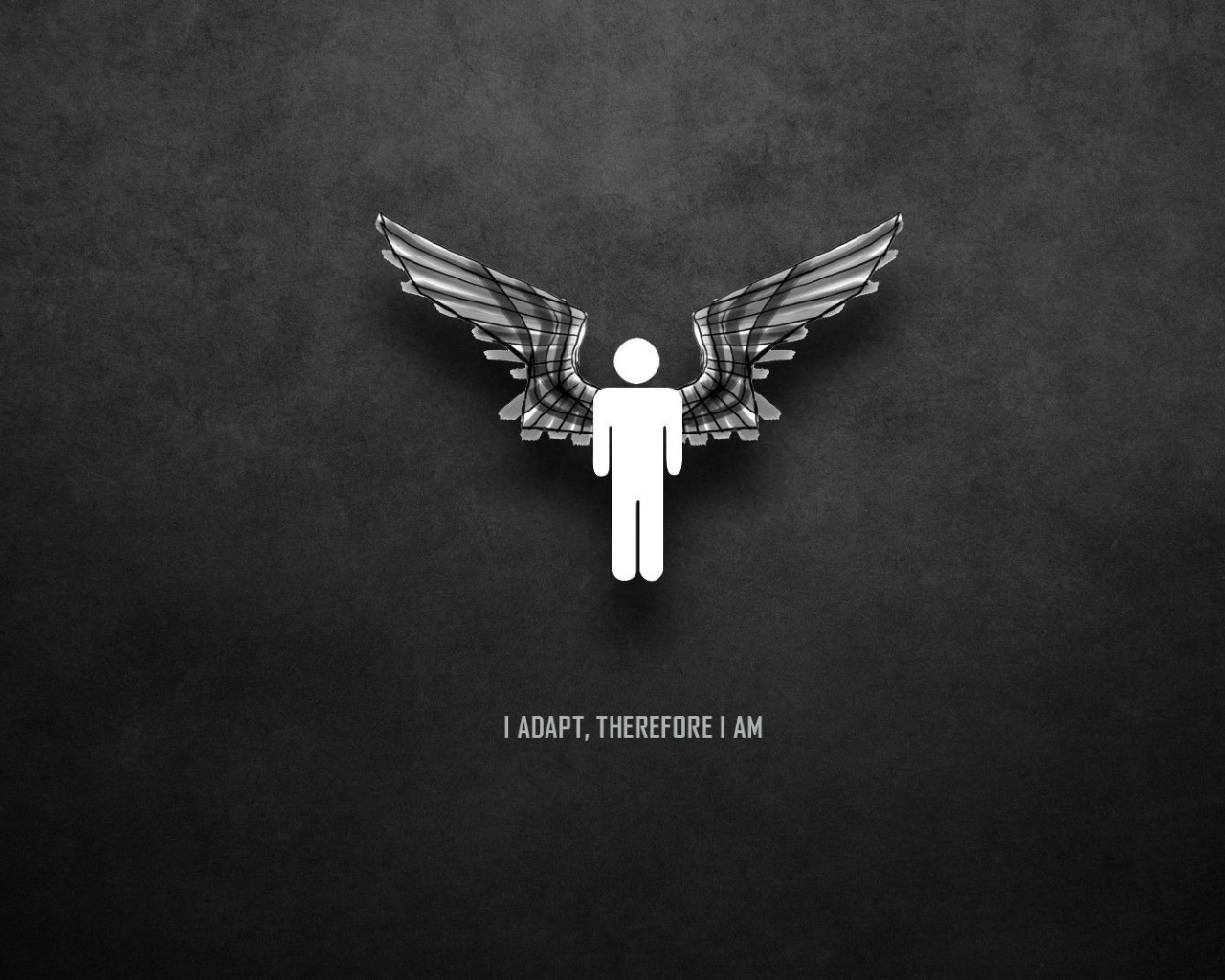 Фигурка человека с крыльями