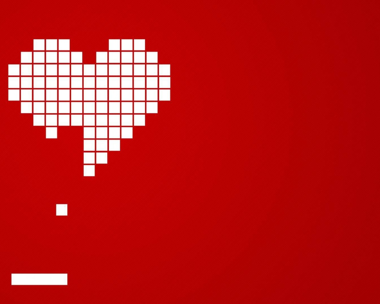 Сердце из квадратиков на красном фоне